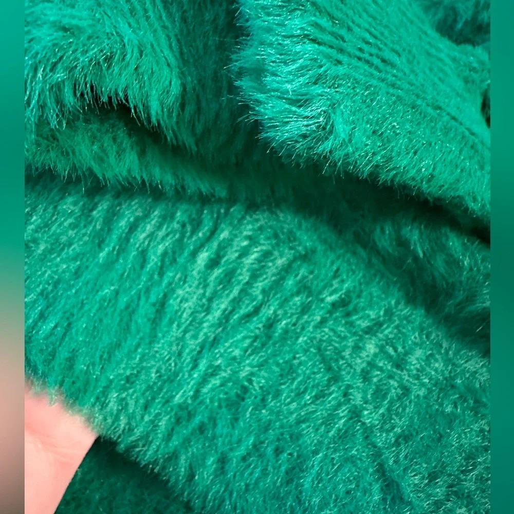 NWT- Aerie Flurry Oversized Crew Sweater- Kelly‎ green- small